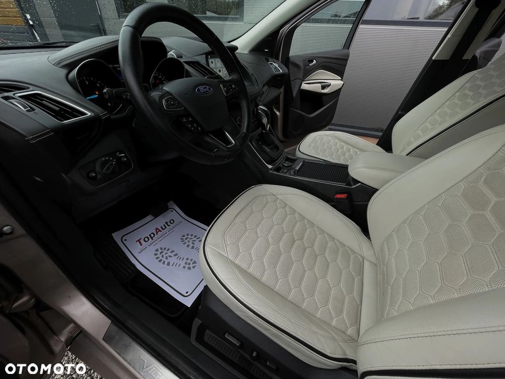 Ford Kuga 2.0 TDCi 4x4 Vignale - 18