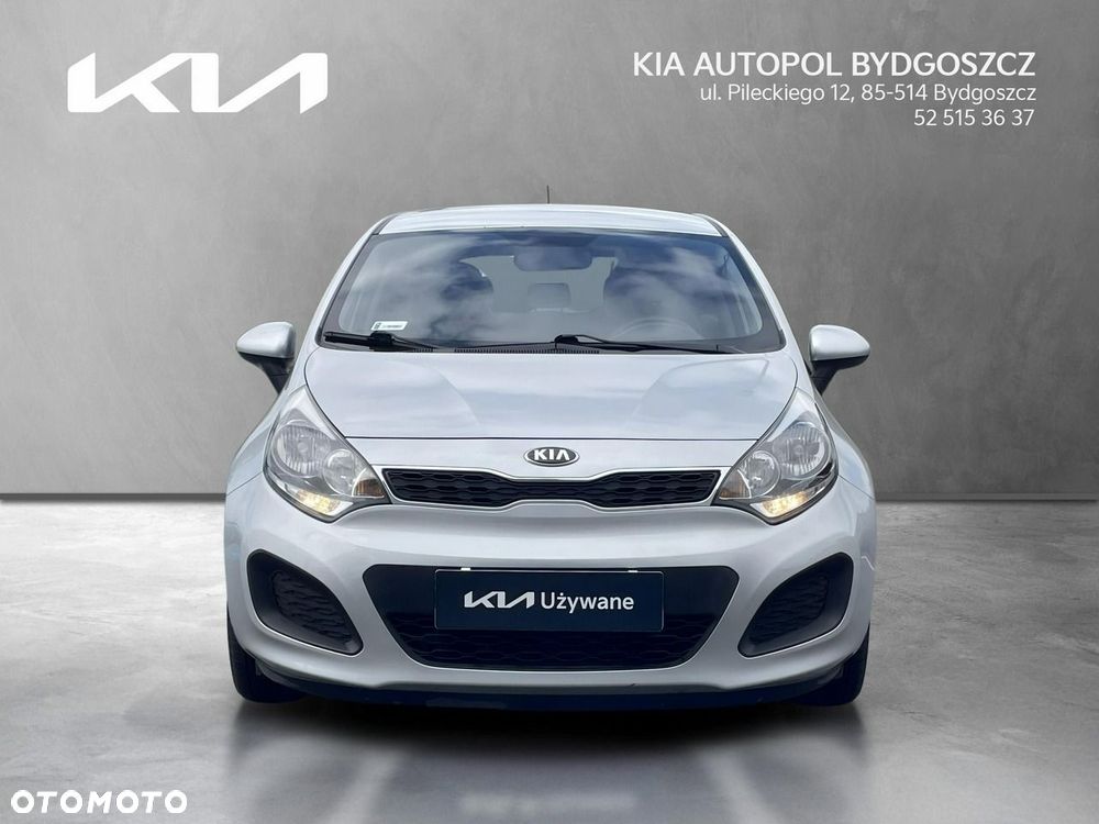 Kia Rio - 8