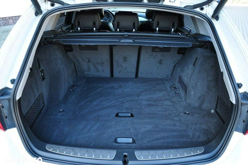 BMW Seria 3 330d xDrive Blue Performance Luxury Line - 25