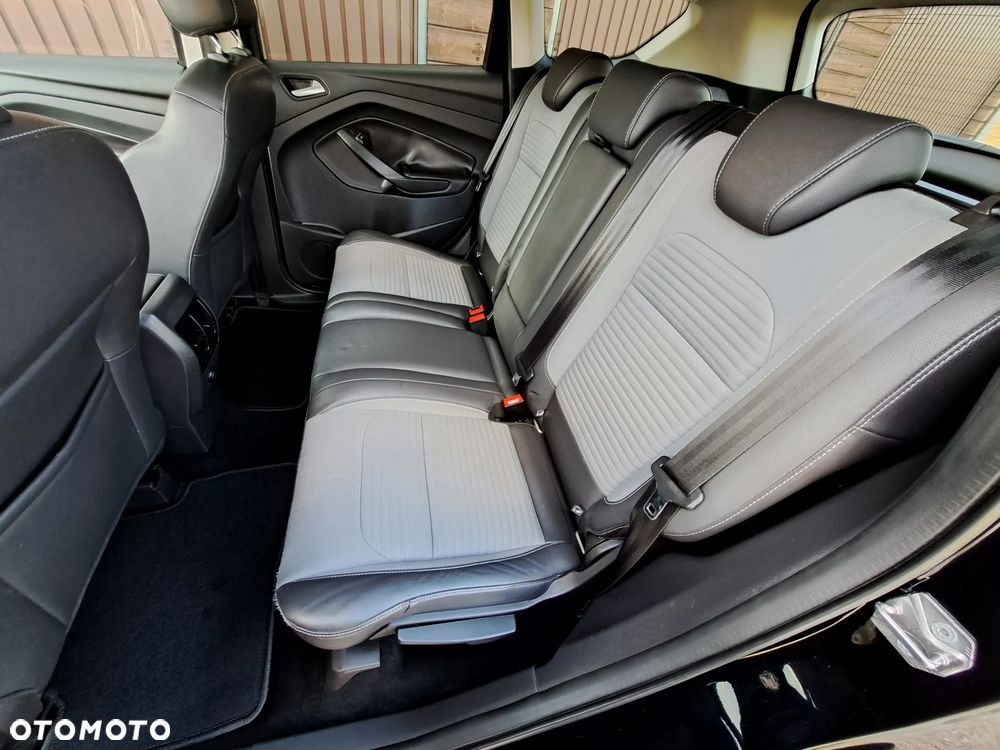 Ford Kuga 2.0 TDCi 4WD Titanium - 24