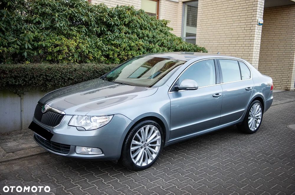 Skoda Superb 3.6 V6 4x4 DSG Elegance - 2