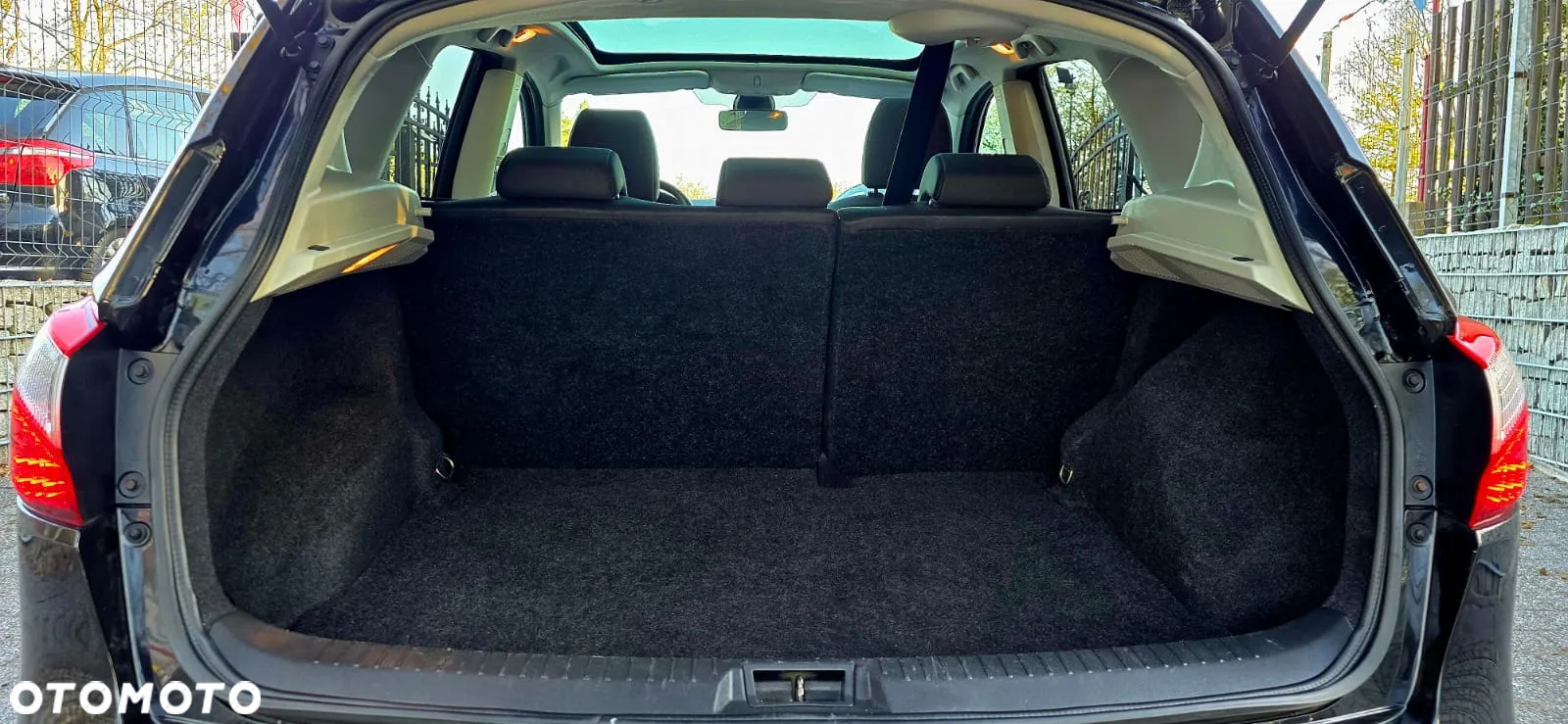 Nissan Qashqai 2.0 CVT lounge - 16