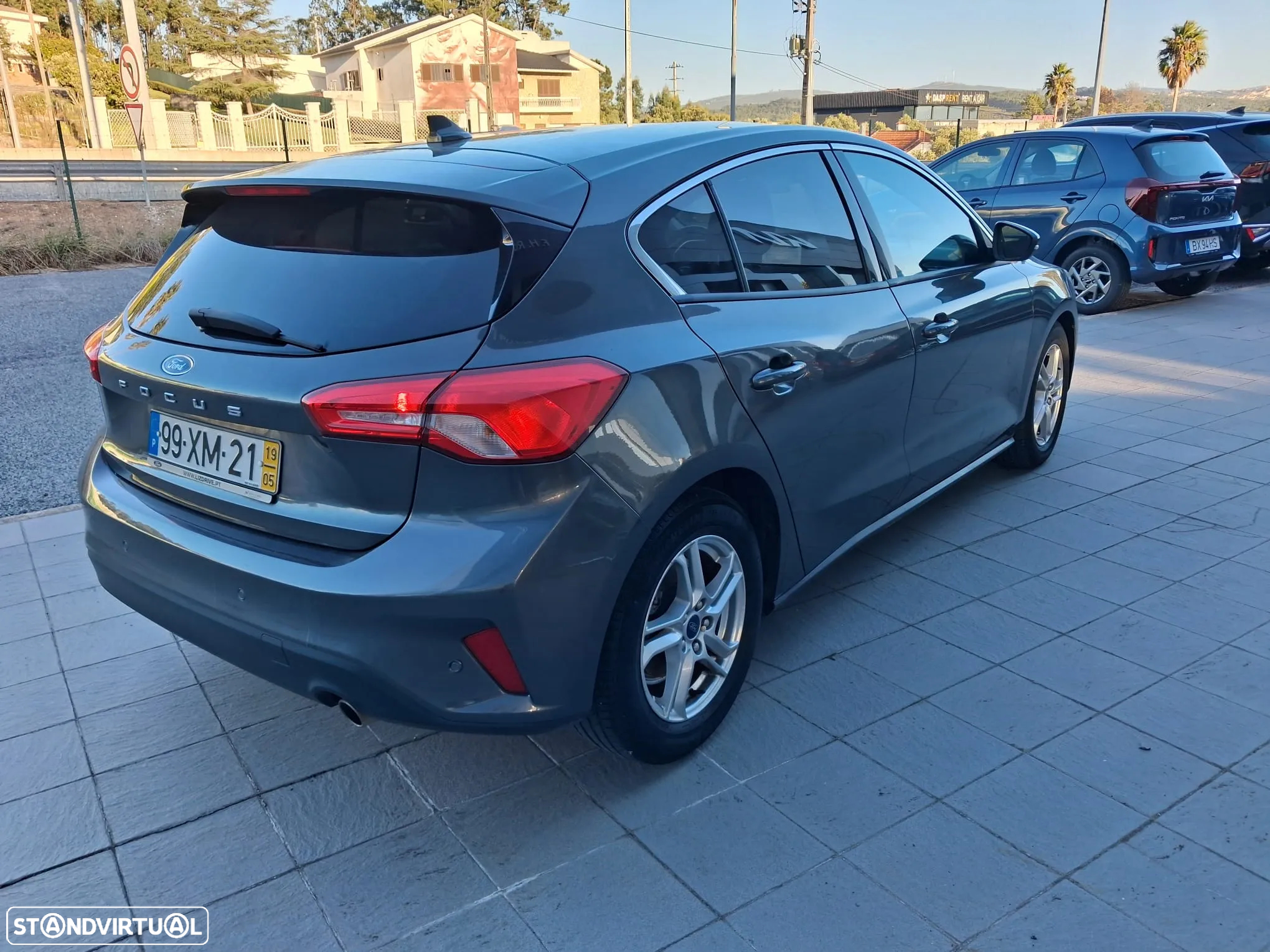 Ford Focus 1.0 EcoBoost Business - 6