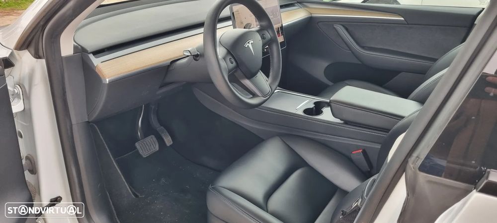 Tesla Model Y Tração Traseira - 10