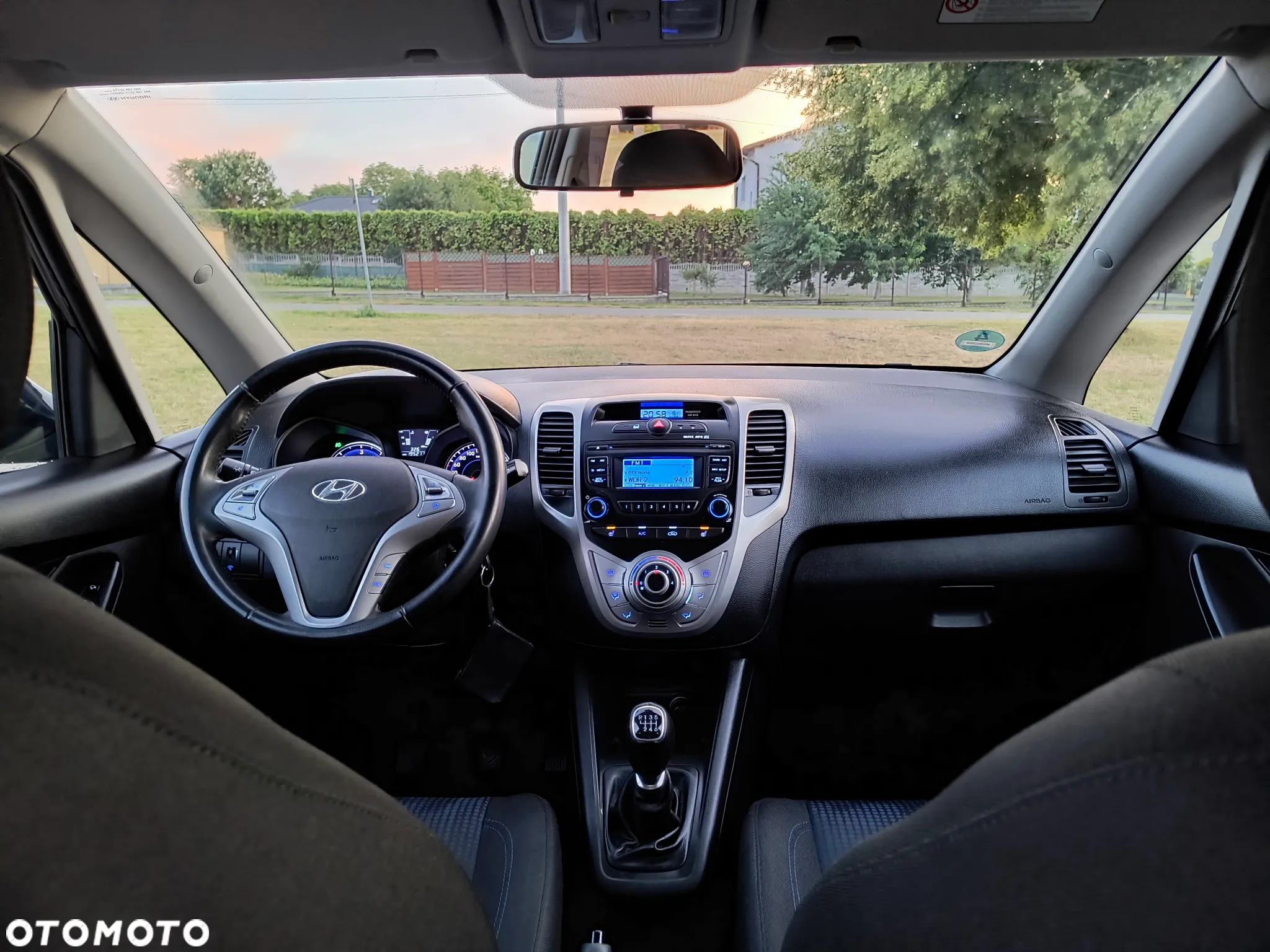 Hyundai ix20 1.4 CRDi Premium blue - 10