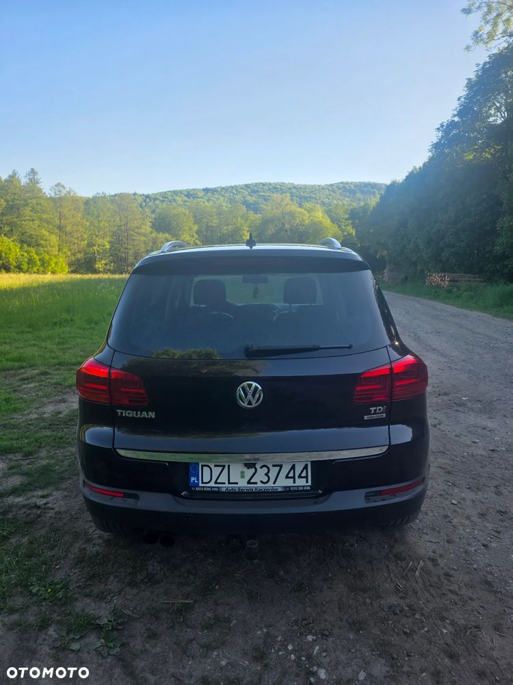 Volkswagen Tiguan - 4