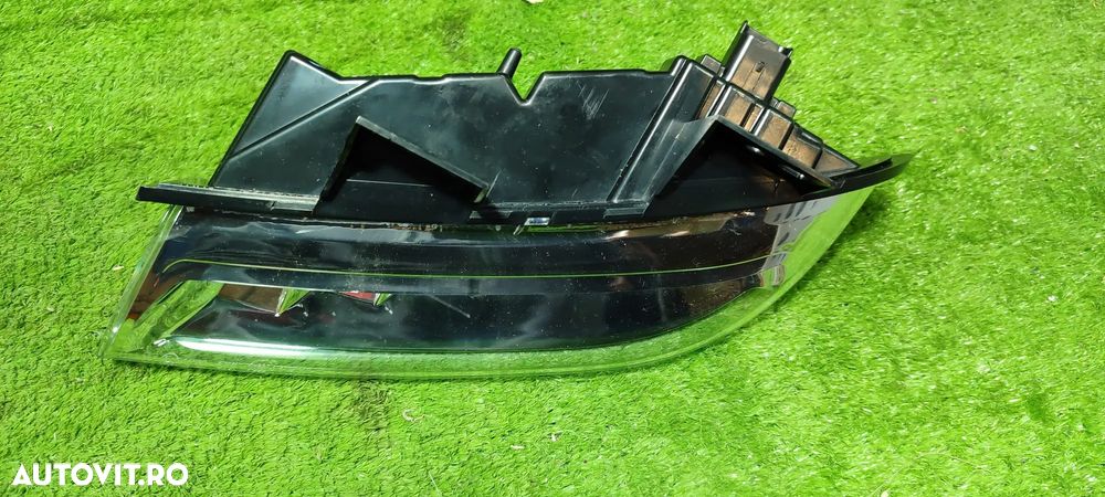 LUMINA DE ZI STANGA LED RENAULT SCENIC 3 / COD OEM 266055004R 2012-2016 (5G2) - 5