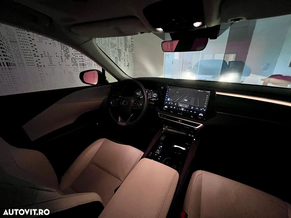 Lexus Seria RX 450h+ E-Four PHEV Executive - 14