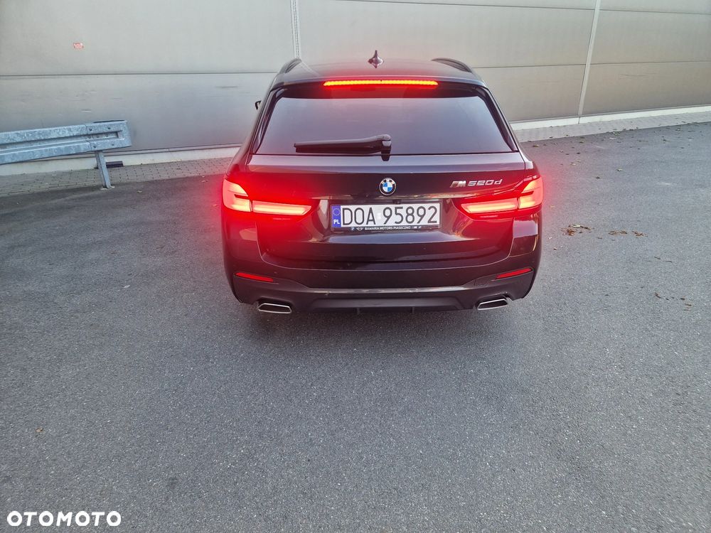 BMW Seria 5 520d xDrive M Sport sport - 30