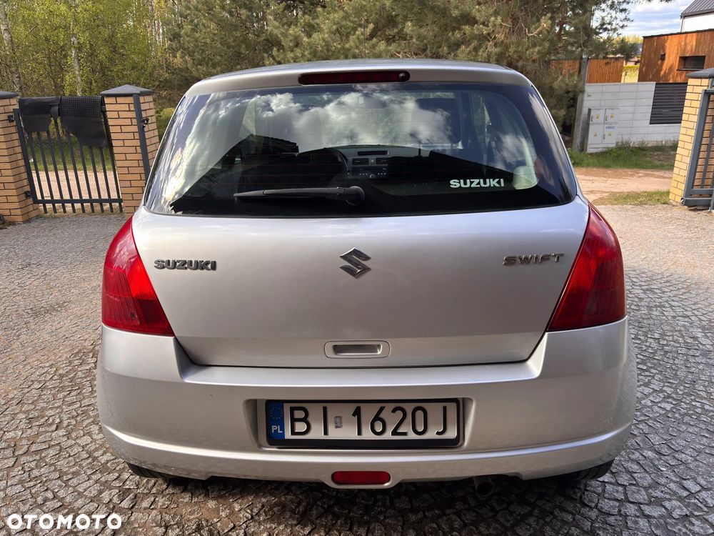Suzuki Swift - 5