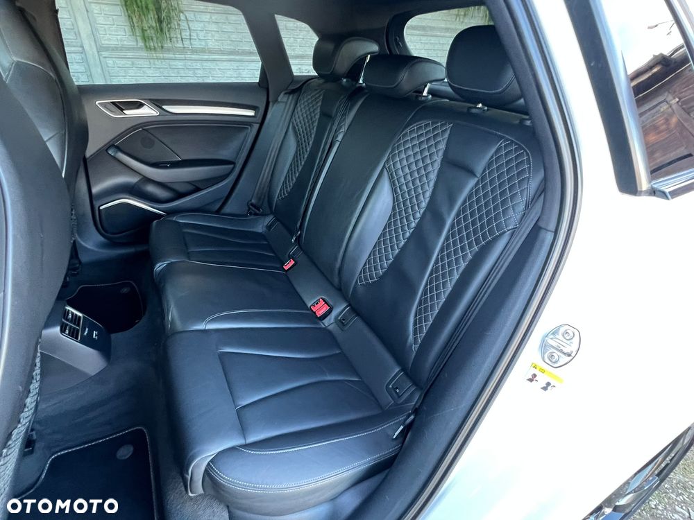 Audi S3 Sportback - 33