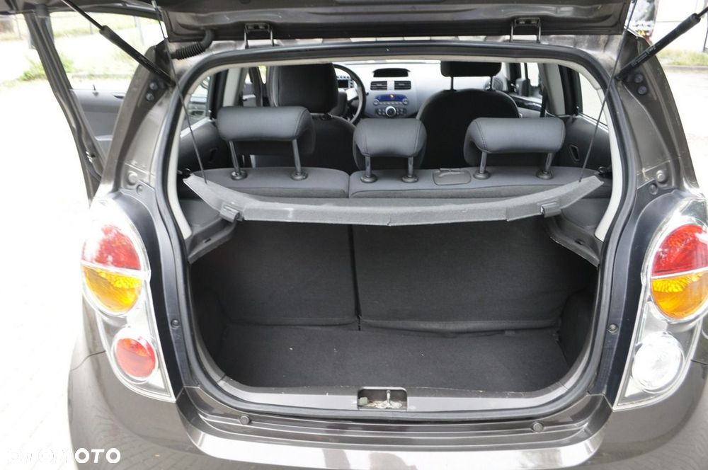 Chevrolet Spark - 8