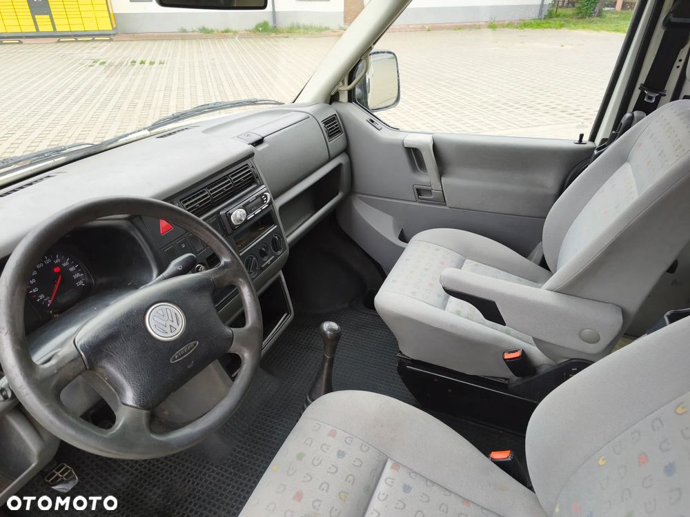 Volkswagen Transporter - 15