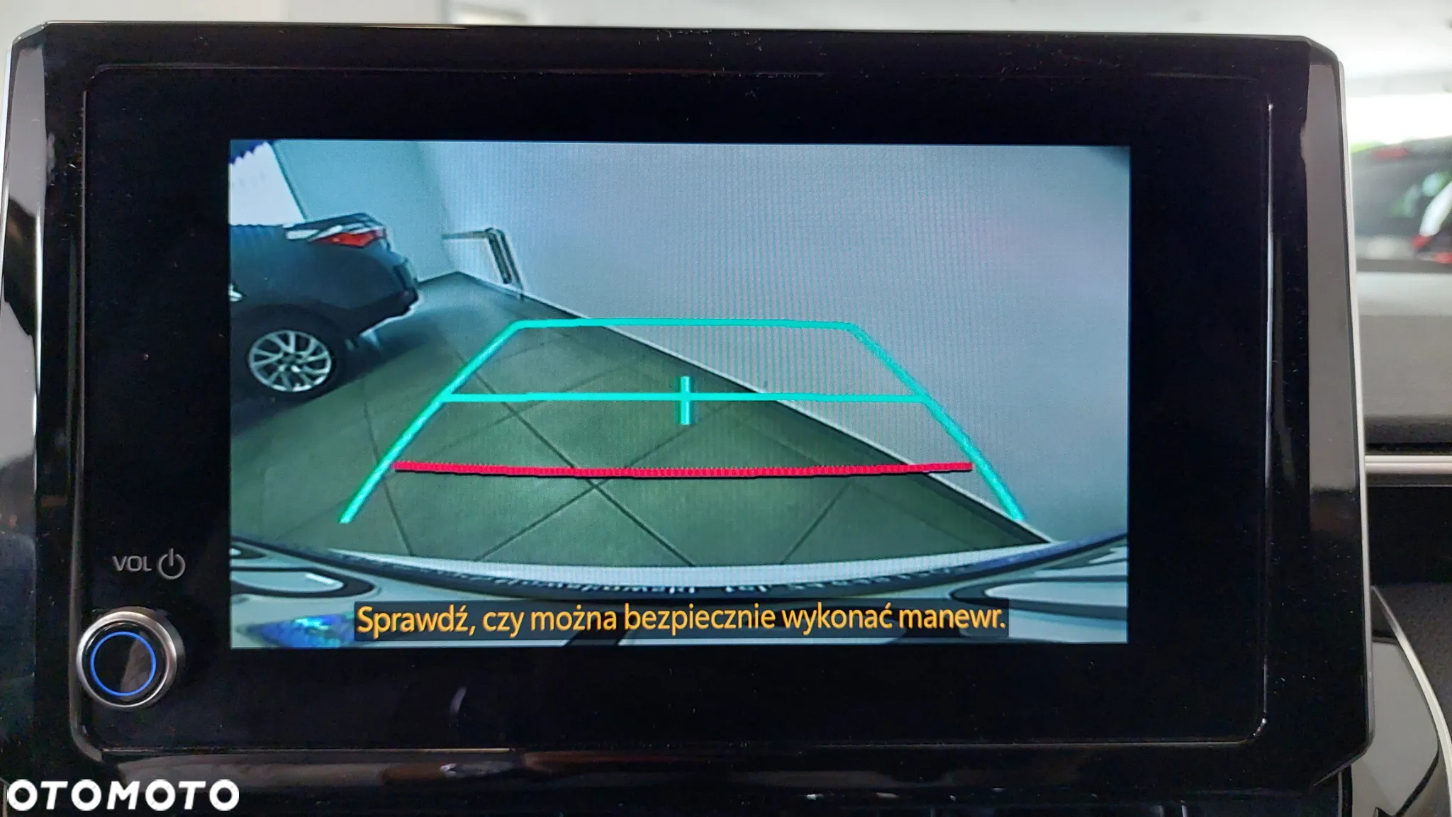 Toyota Corolla 1.8 Hybrid Comfort - 19