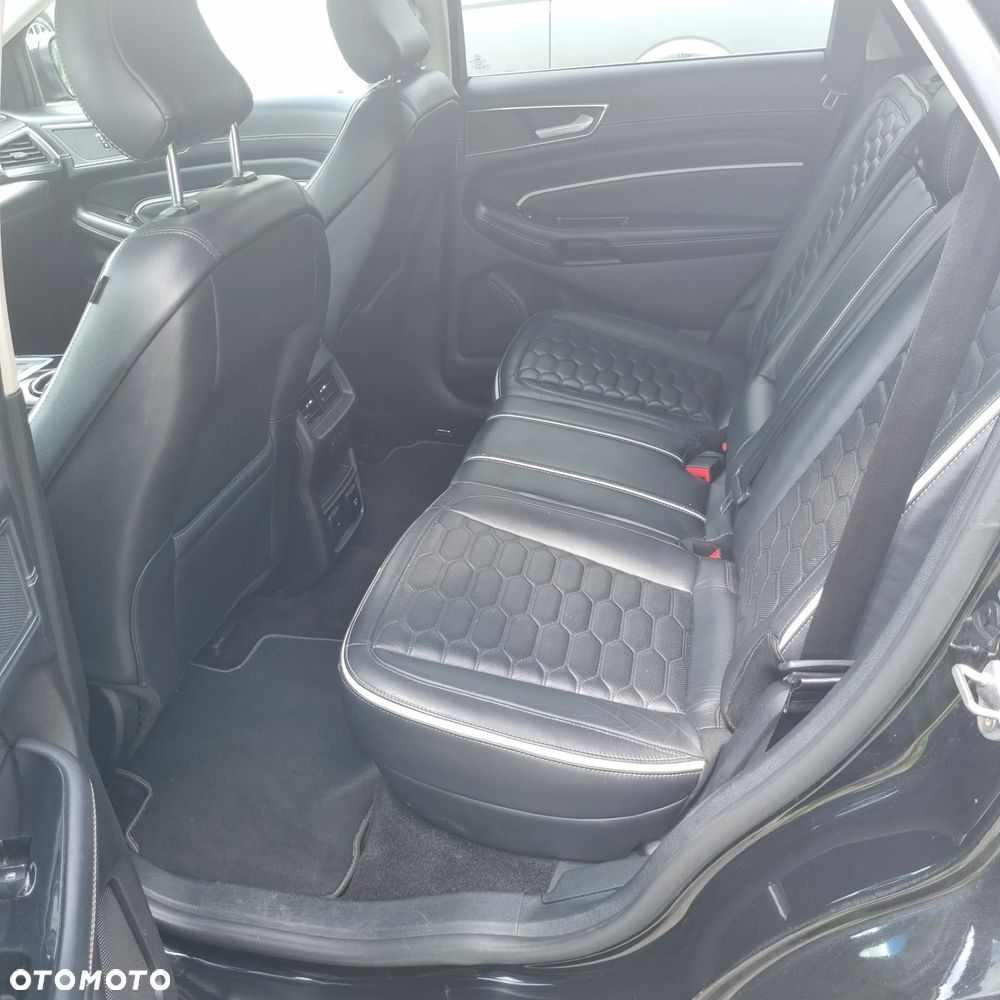 Ford Edge - 10