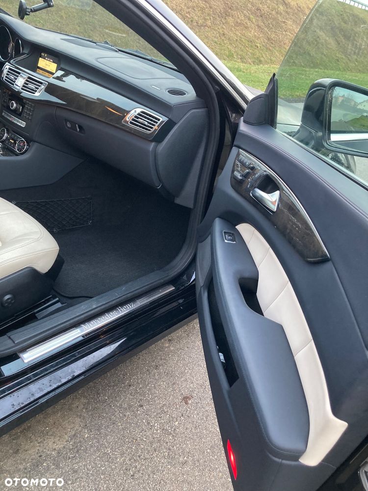 Mercedes-Benz CLS - 26
