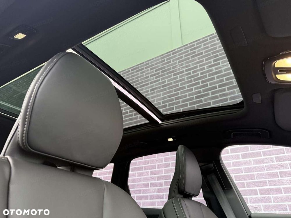 Volvo XC 60 T8 Plug-In Hybrid AWD Ultra Black Edition - 6