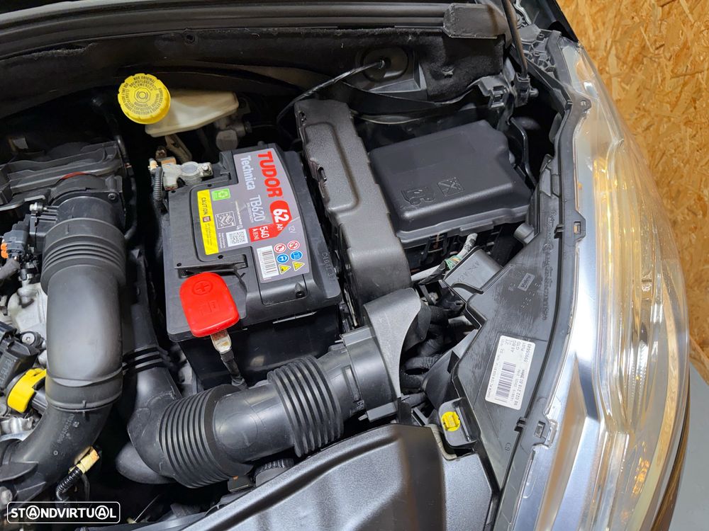 Peugeot 208 1.4 HDi Active - 27