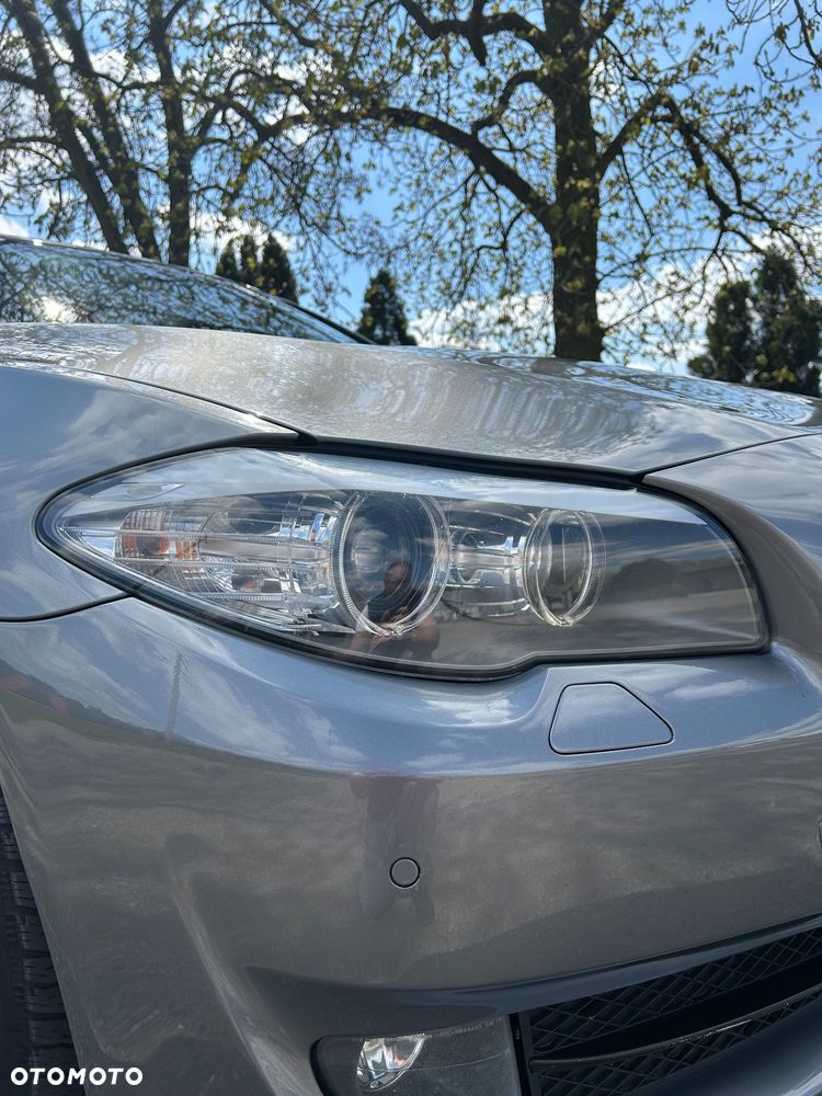 BMW Seria 5 520d - 25