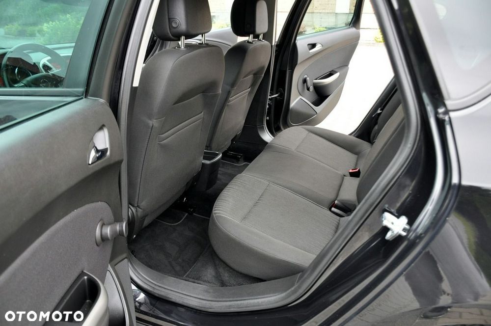 Opel Astra - 20