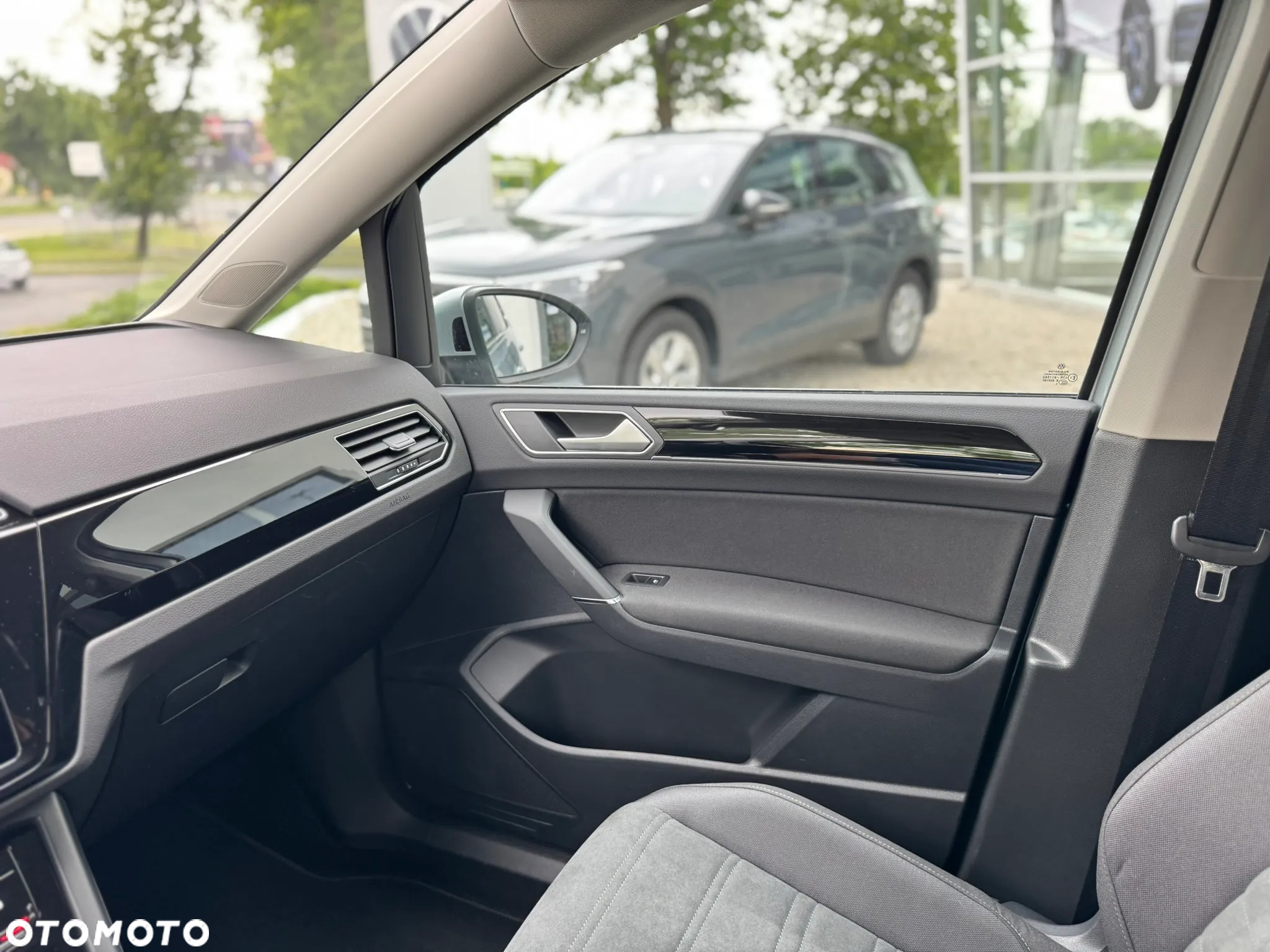 Volkswagen Touran 1.5 TSI EVO Highline DSG - 22