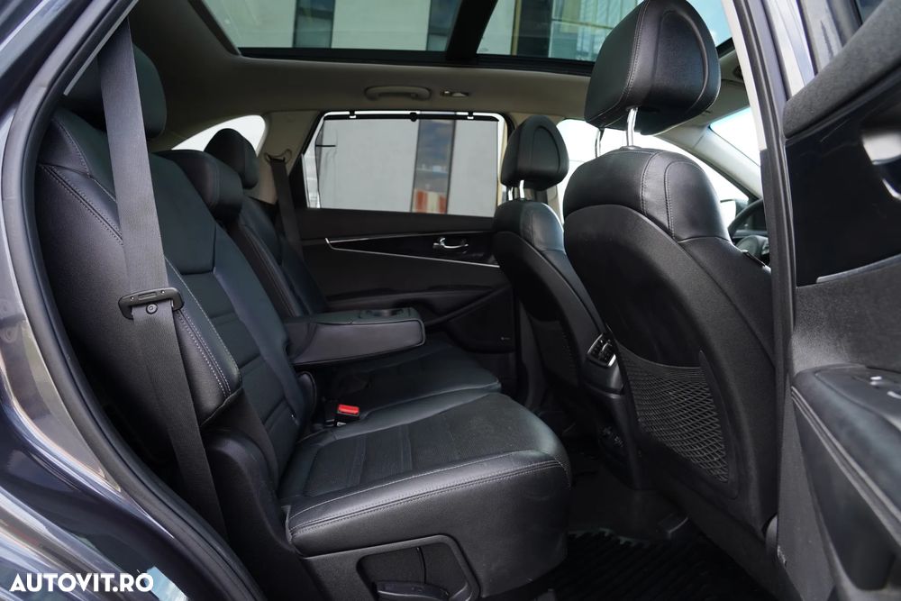 Kia Sorento 2.2 CRDi 2WD Aut. Edition 7 - 17
