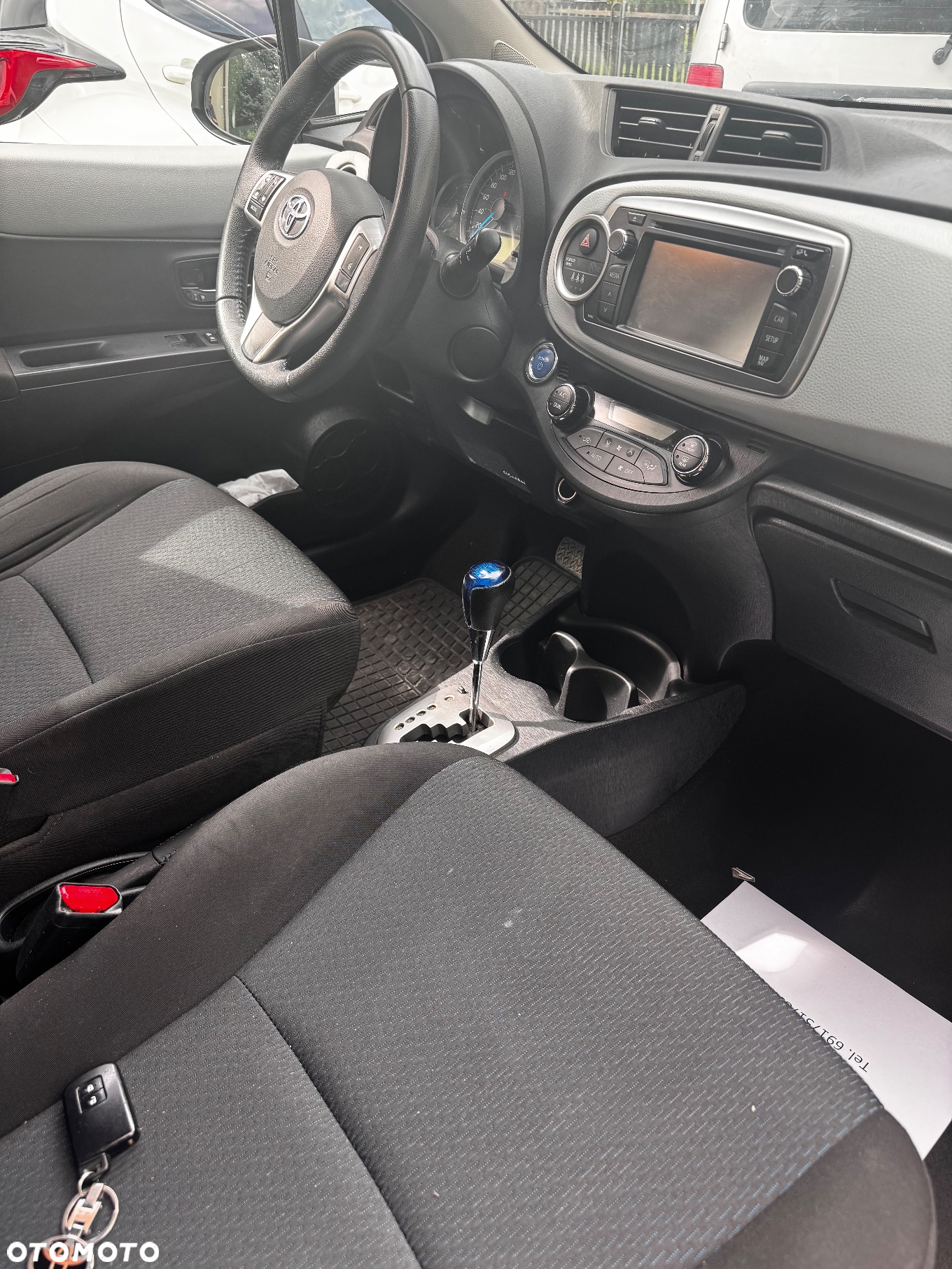 Toyota Yaris Hybrid 1.5 VVT-i - 8
