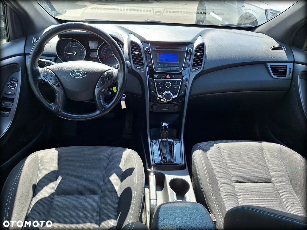 Hyundai i30 1.6 GDI BlueDrive Premium DCT - 17