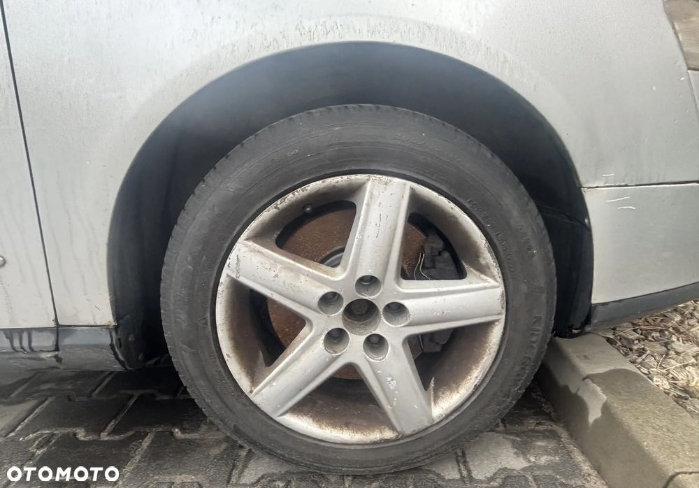 Volkswagen Passat - 18