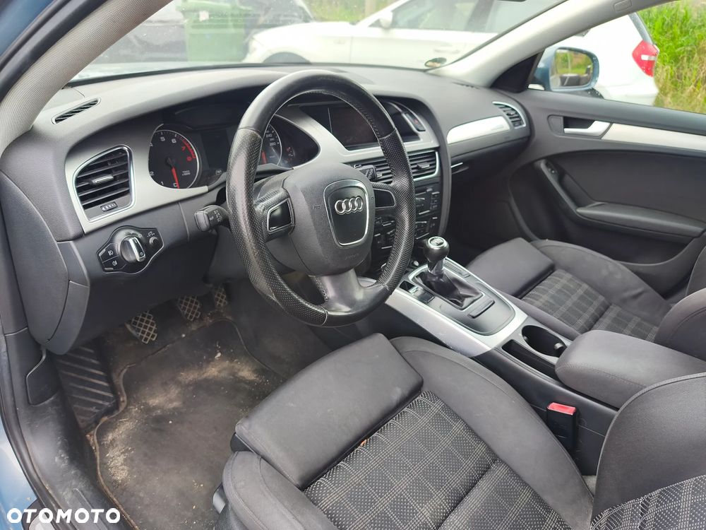 Audi A4 ver-2-0-tfsi-quattro - 8