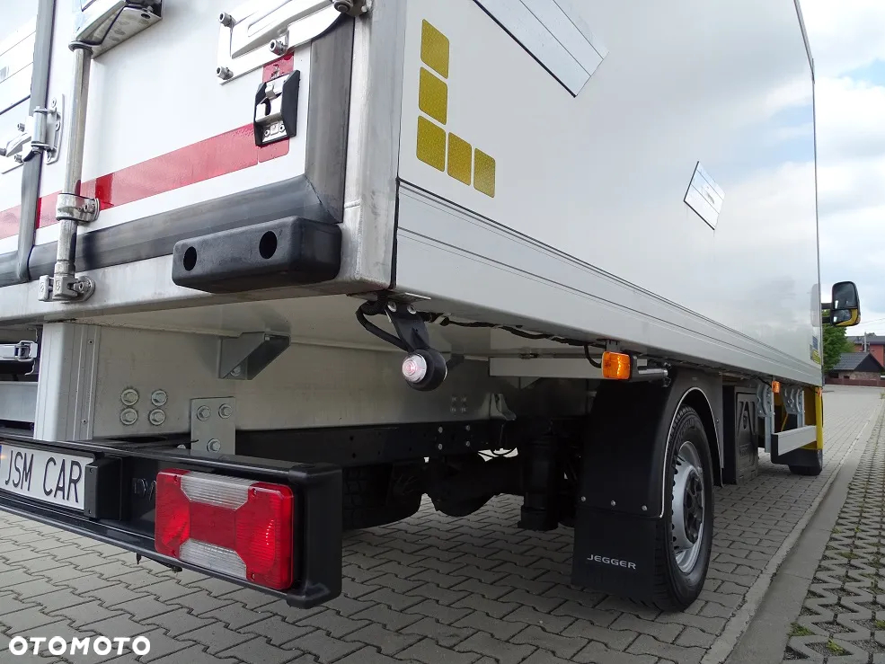 Iveco Daily 35S18 3.0 Chłodnia -30*C/+42*C 9 EuroPalet 4.42m JEGGER JAK NOWY!! Salon PL!! HWASUNG THERMO - 15