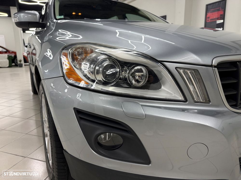 Volvo XC 60 2.4 D Drive Momentum - 2