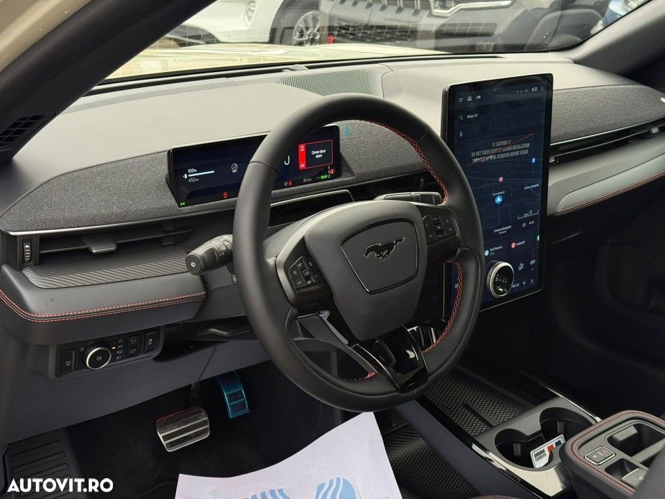 Ford Mustang Mach-E RWD 203 kW Premium - 19