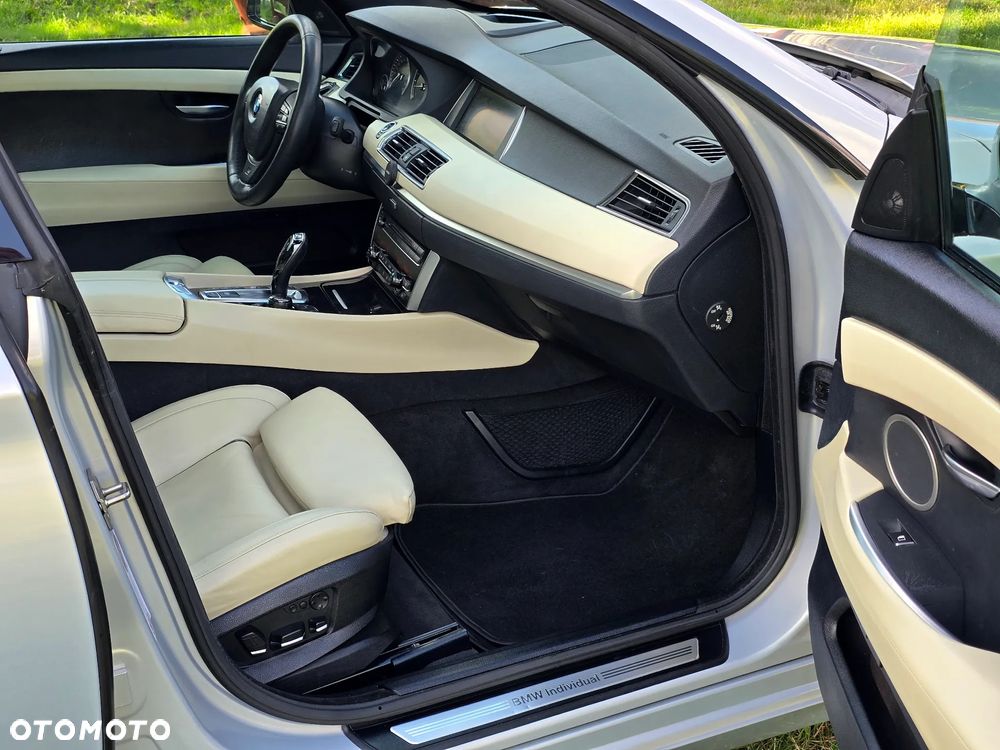 BMW 5GT 530d xDrive - 8