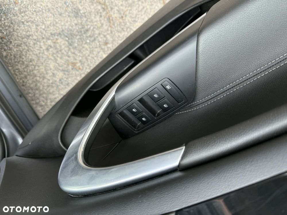Opel Insignia 2.0 CDTI Cosmo - 12