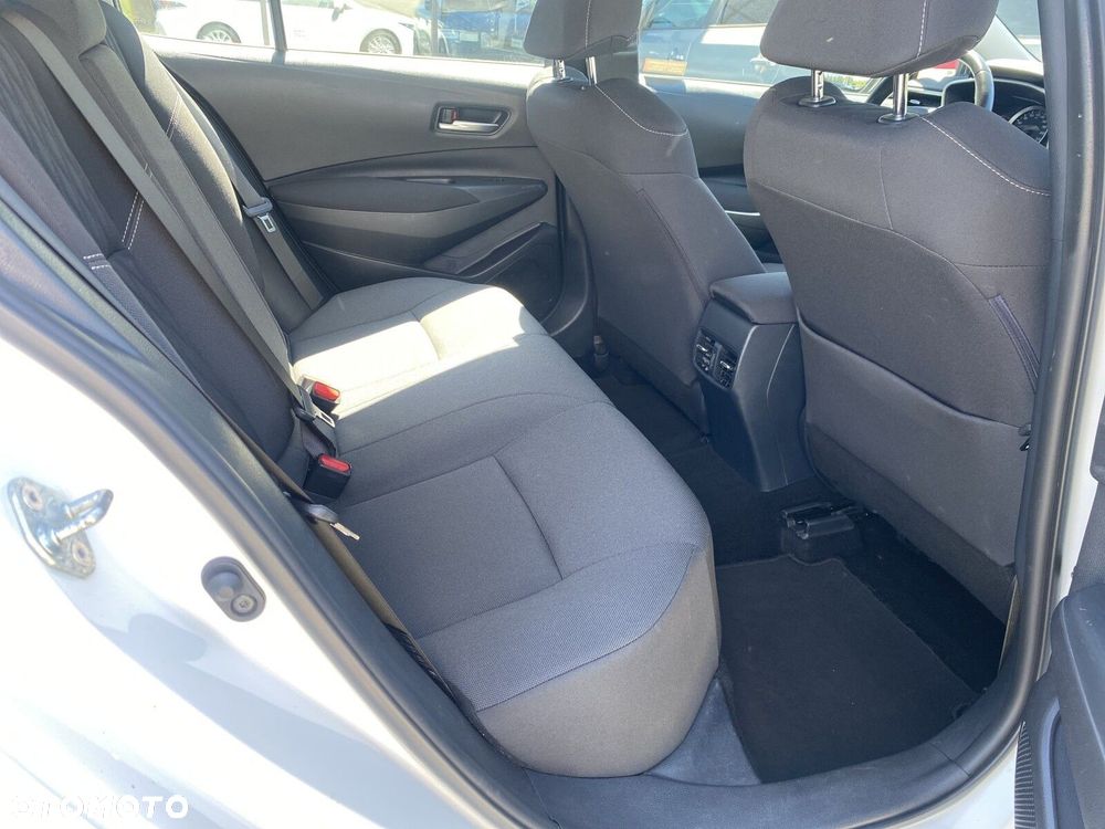 Toyota Corolla - 15