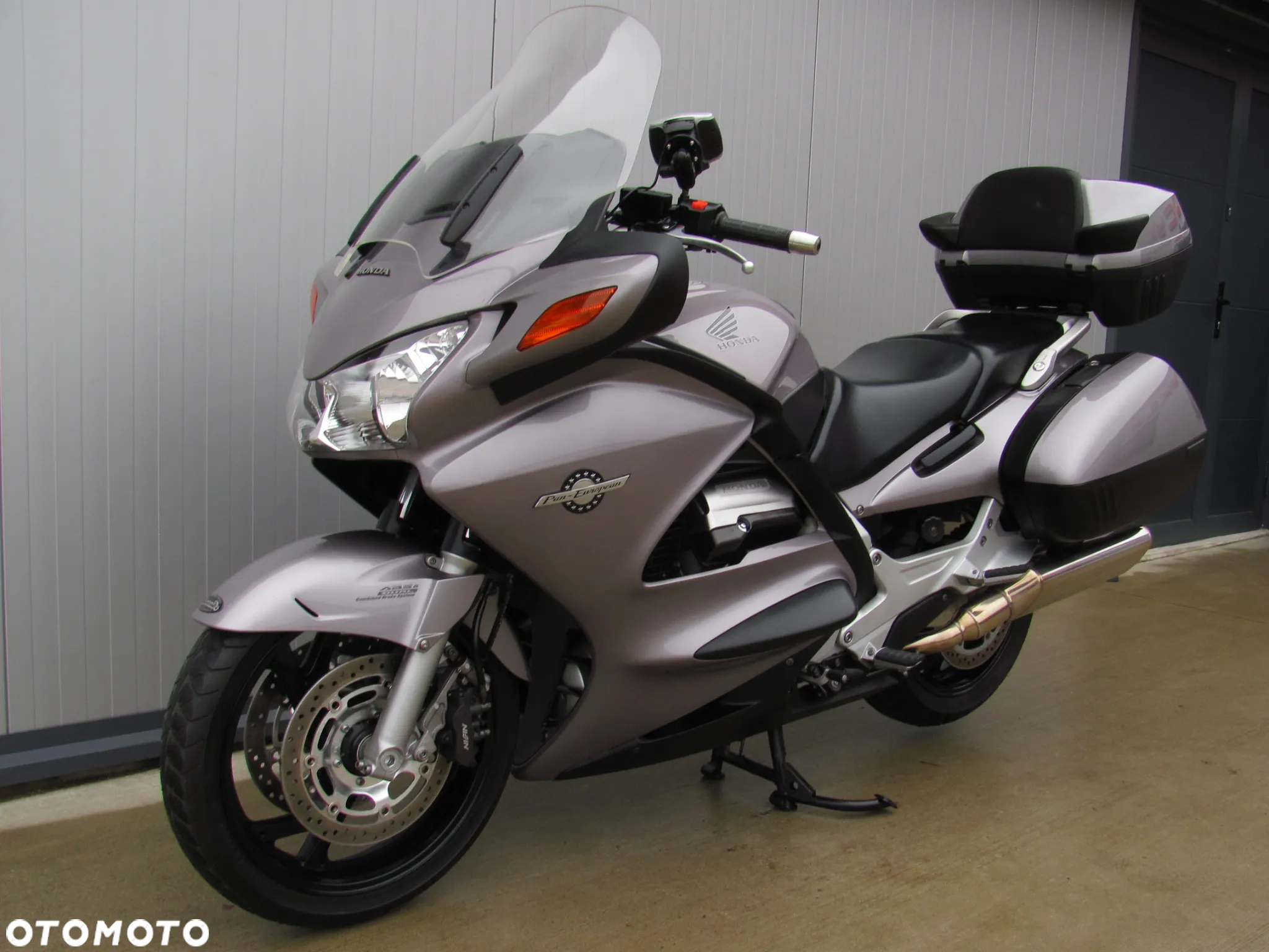 Honda ST - 22