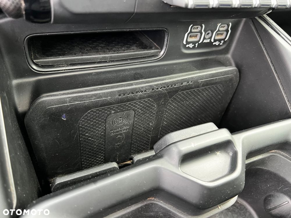 RAM 1500 Crew Cab Limited - 24