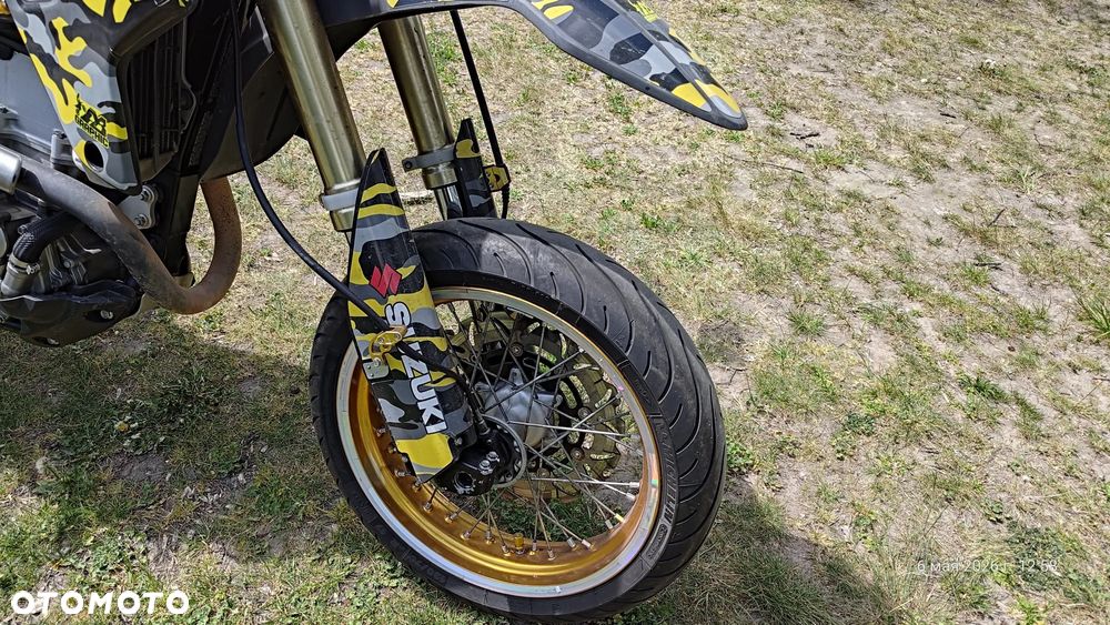 Suzuki DR-Z - 17