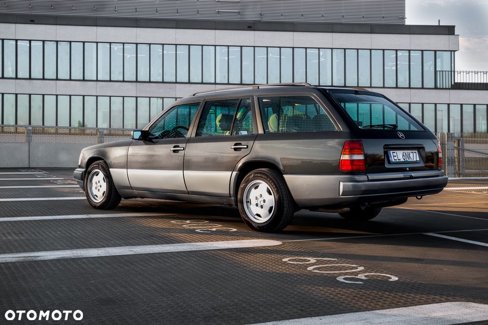 Mercedes-Benz Klasa E - 3