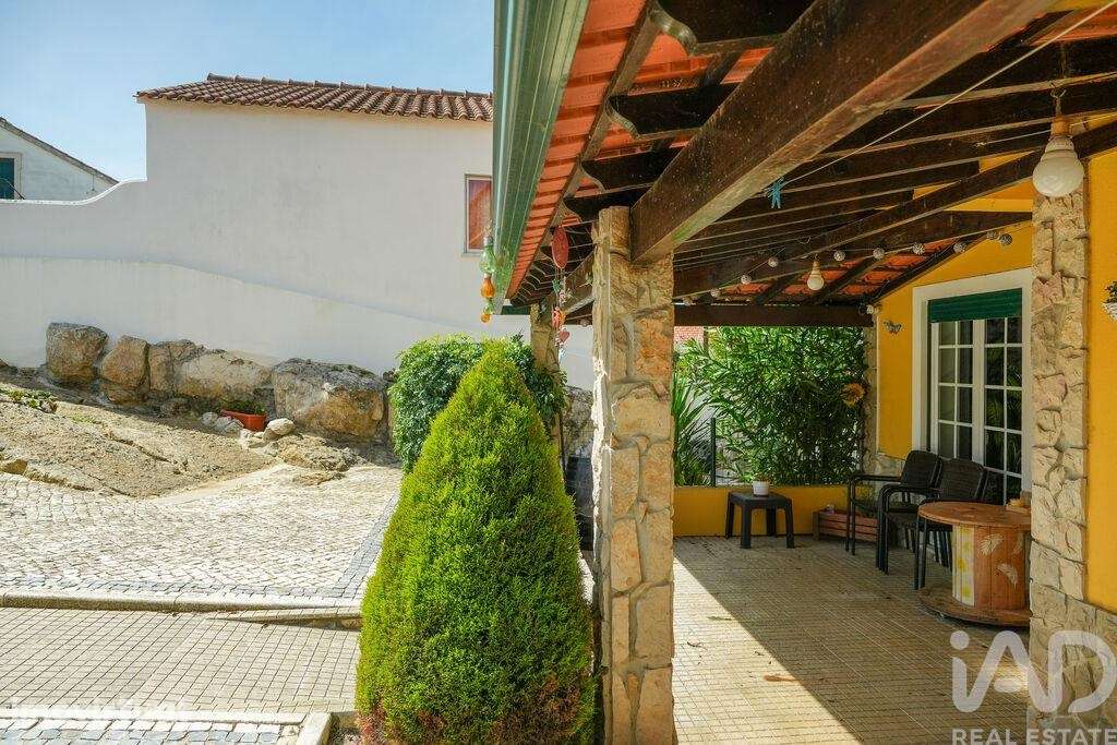 Moradia geminada T3 em Lamas e Cercal de 175,4 m2 - Grande imagem: 3/39