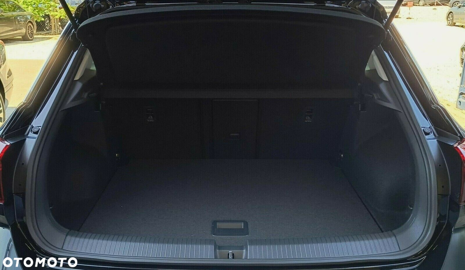 Volkswagen T-Roc 1.5 TSI Life Plus DSG - 20