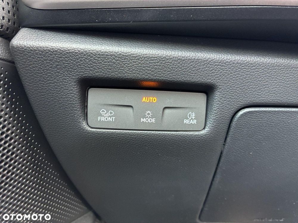 Skoda Superb 2.0 TSI Sportline DSG - 24