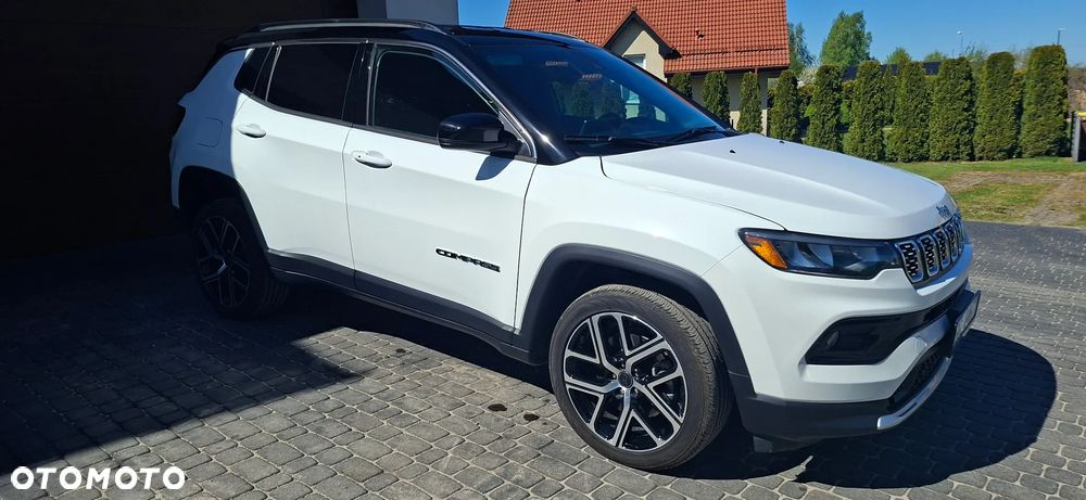 Jeep Compass - 12