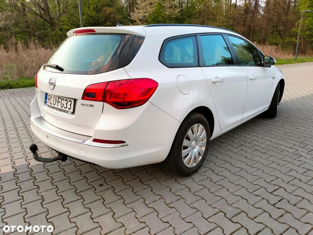 Opel Astra 1.4 T Sport - 4