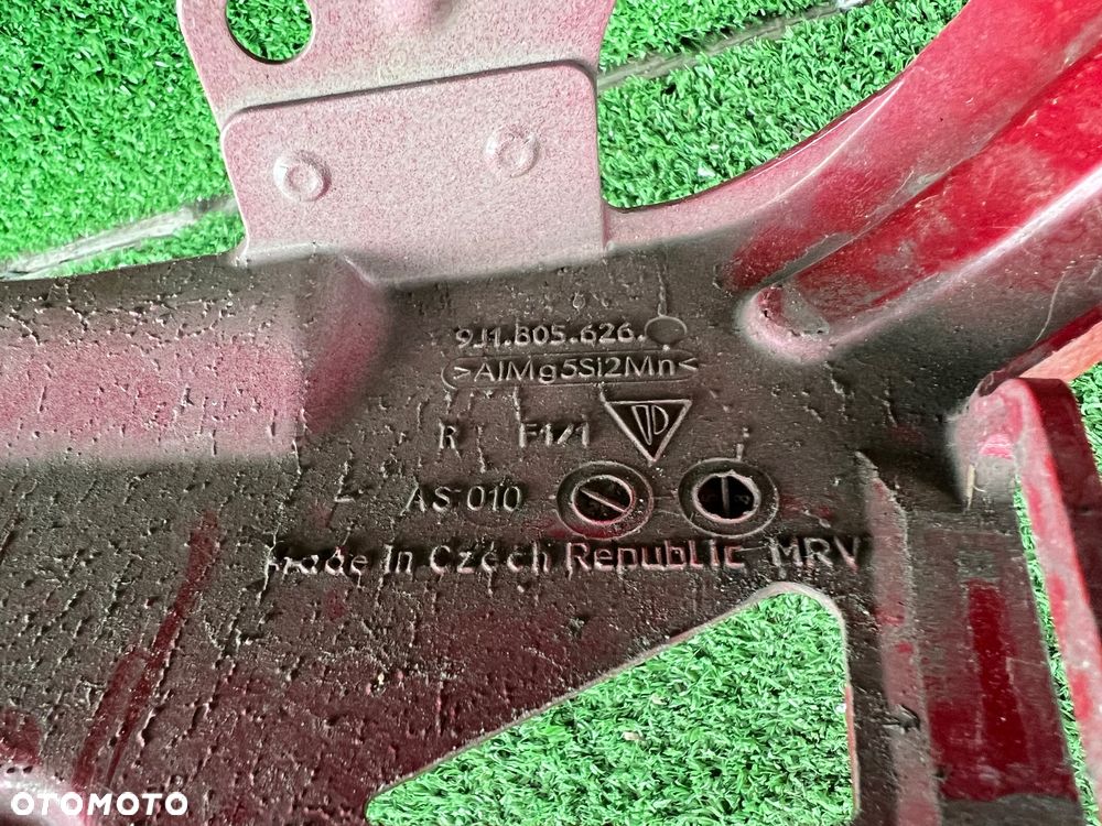 Porsche Taycan błotnik przedni prawy - 3