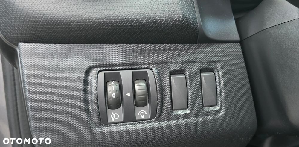 Renault Clio - 16