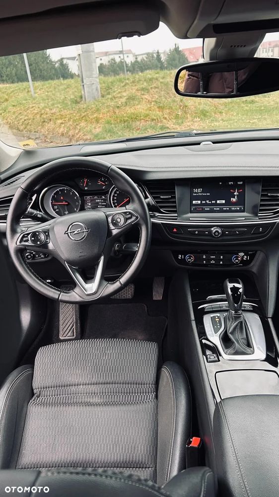 Opel Insignia 1.5 T Innovation S&S - 8