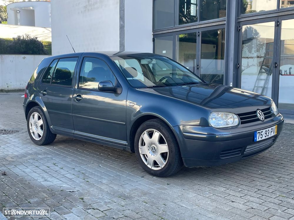 VW Golf 1.9 TDi 25 Anos - 1