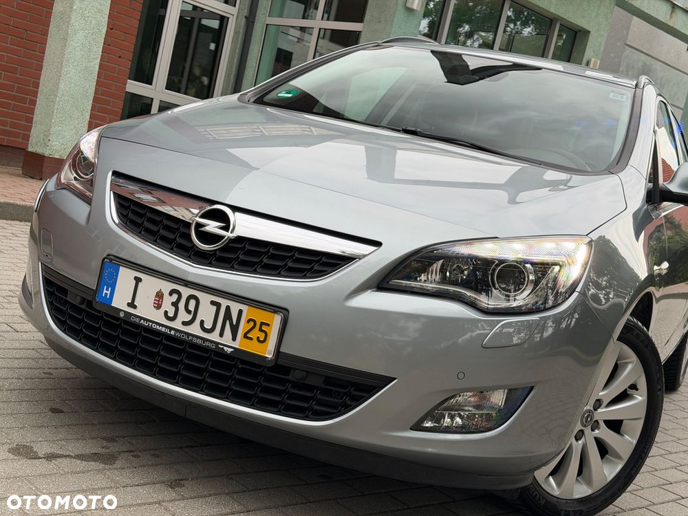 Opel Astra 1.4 Turbo Edition - 4